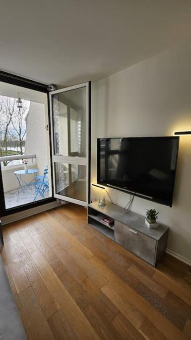 Chambres D'Hotes "The Lake House" - 20 Min To Paris By Metro Créteil Exterior photo