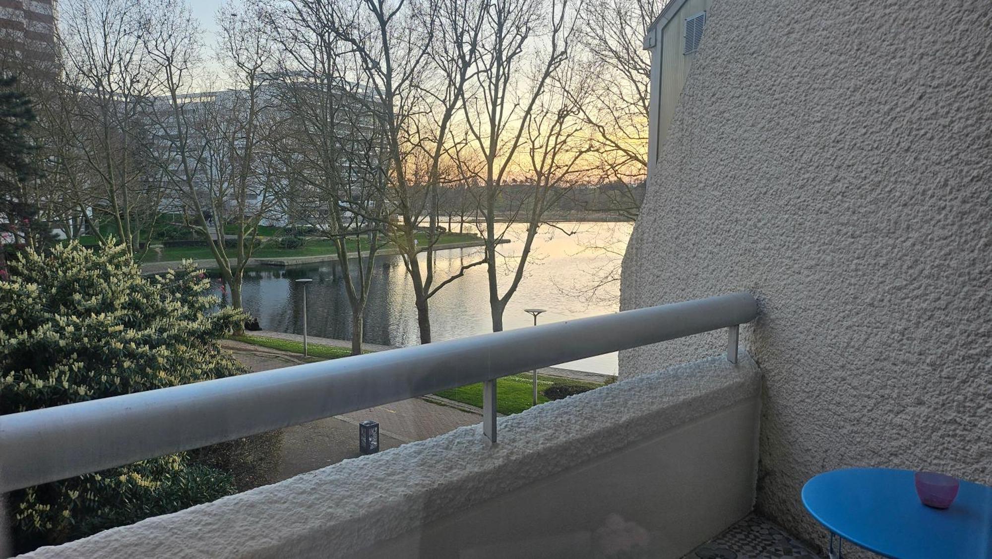 Chambres D'Hotes "The Lake House" - 20 Min To Paris By Metro Créteil Exterior photo